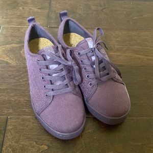Brand new So iLL shoes.